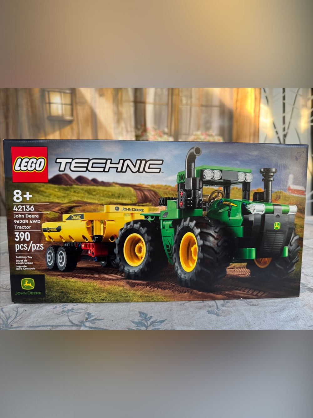 Lego Technic 42136 John Deere 9620R 4WD Tractor Building Set - Green & Yellow
